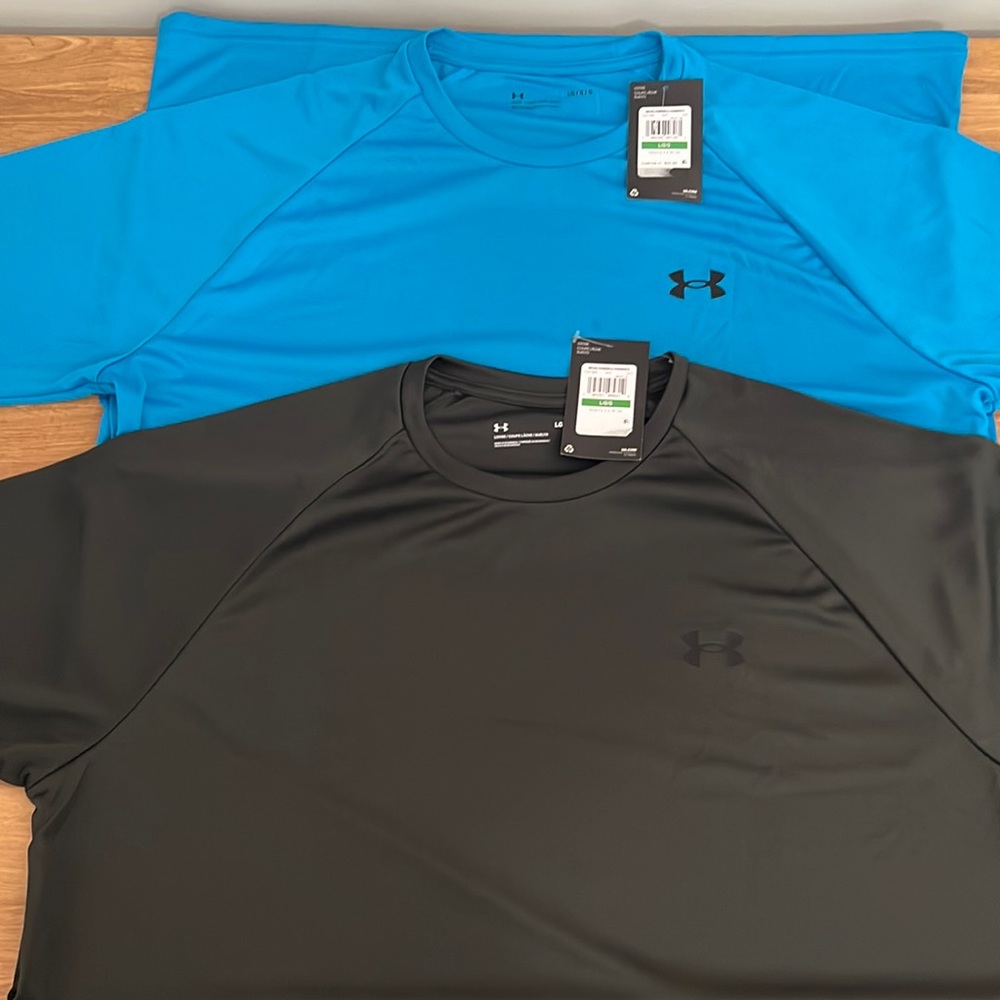 Bundle of two under armor velocity shirts